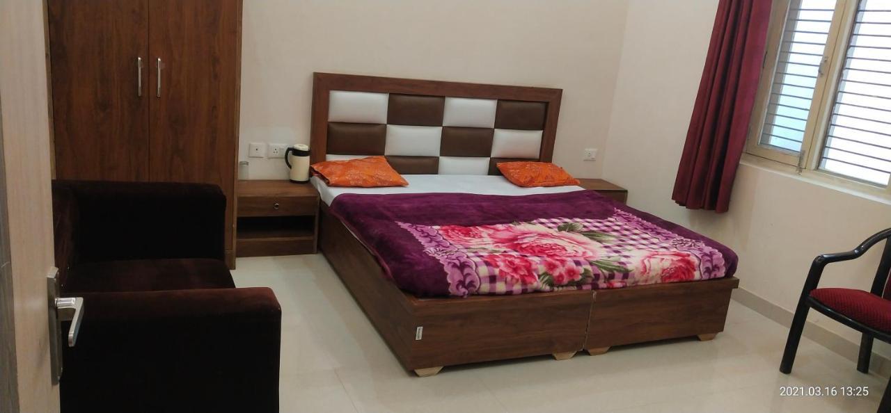 Hotel Kcr Агра Экстерьер фото