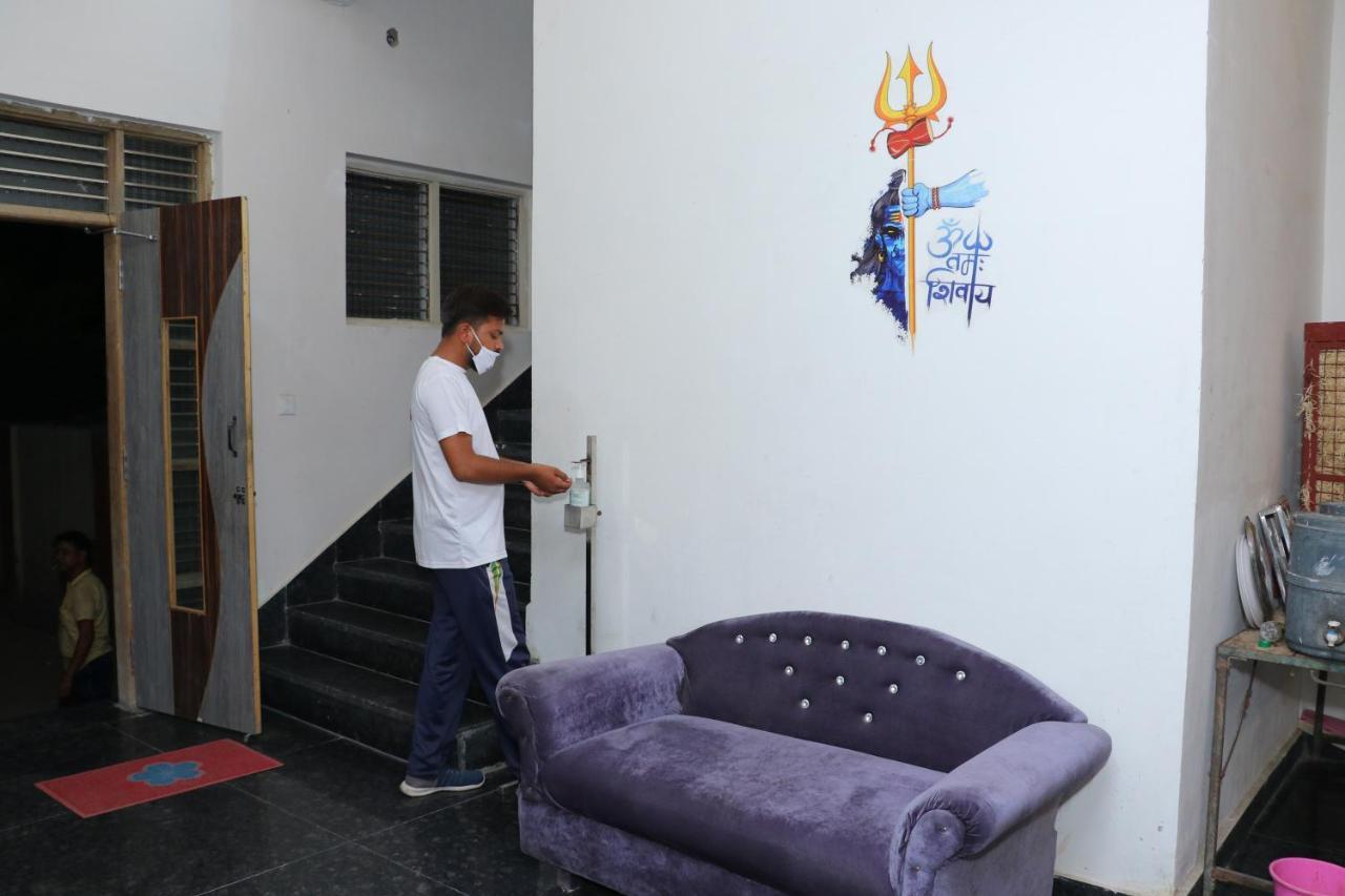 Hotel Kcr Агра Экстерьер фото
